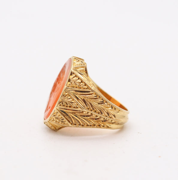 INTAGLIO 1920 Art-Deco Signet Ring In Solid 18Kt Yellow Gold With Carved Agate