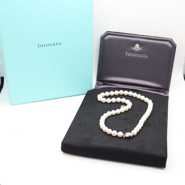 TIFFANY & CO. 2009 Signature Collection Pearls Necklace In 18Kt Gold Box & Papers