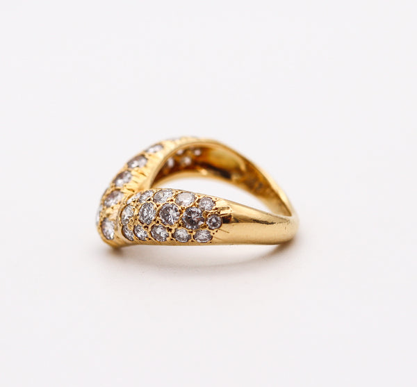 VAN CLEEF & ARPELS 1977 Paris V Ring In 18Kt Yellow Gold With 1.44 Cts In Diamonds