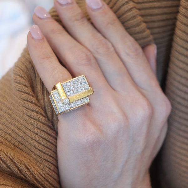 HAMMERMAN BROTHERS 1970 Geometric Ring 18Kt Gold With 3.54 Ctw Diamonds