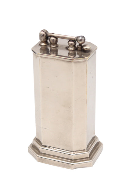 DOUGLASS 1926 Art Deco Skyscraper Desk-Table Petrol Lighter Plain Silver Plate