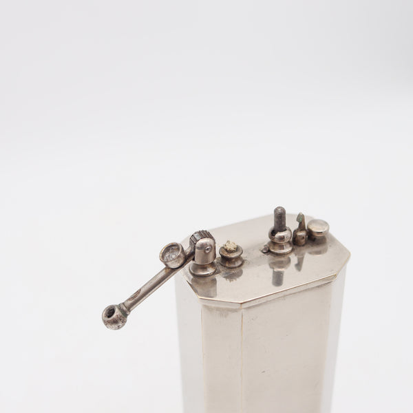 DOUGLASS 1926 Art Deco Skyscraper Desk-Table Petrol Lighter Plain Silver Plate
