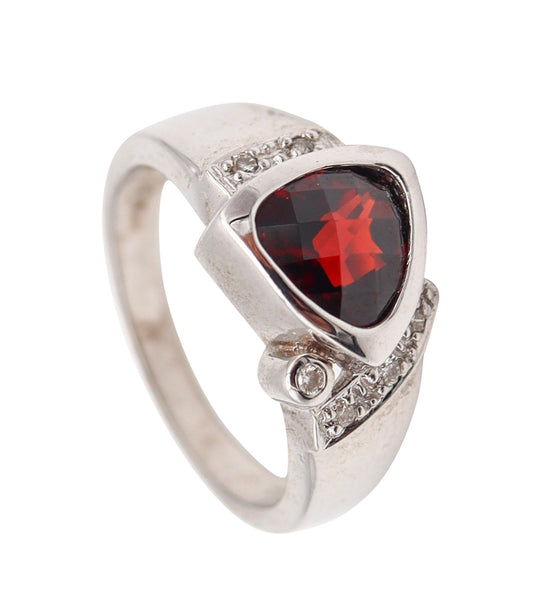 CLASSIC Italian Ring In 14Kt White Gold With 1.90 Cwt In White Diamonds & Red Garnet