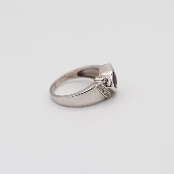 CLASSIC Italian Ring In 14Kt White Gold With 1.90 Cwt In White Diamonds & Red Garnet