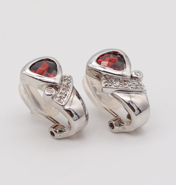 CLASSIC Italian Earrings In 14Kt White Gold With 2.28 Cwt In White Diamonds & Red Garnet