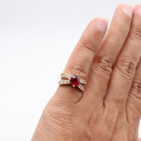 CROSSOVER Cocktail Ring In 18Kt Yellow Gold With 2.71 Cwt In Diamonds & Ruby