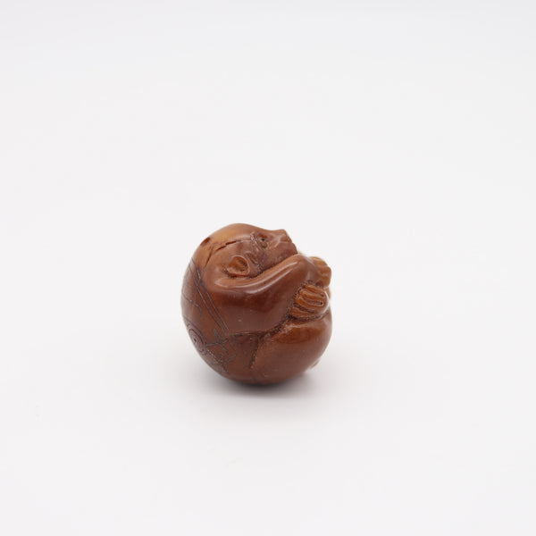 JAPAN 1900 Imperial Meiji Period Ojime Holed-Ball Of A Monkey Carved In Agate