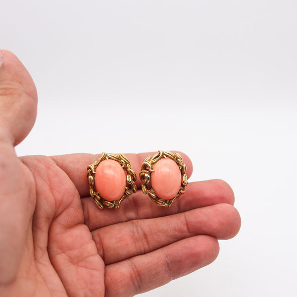 -Italian 1960 Mid Century Clips Earrings In 18Kt Yellow Gold With Salmon Coral