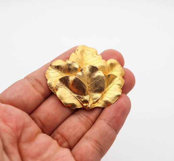 CLAUDE LALANNE For Zolotas Sculptural Laurel Leaves Pendant-Brooch In 18Kt Gold