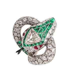 ART DECO 1925 Fabulous Snake Ring In Platinum And 6.47 Ctw Diamonds & Emeralds