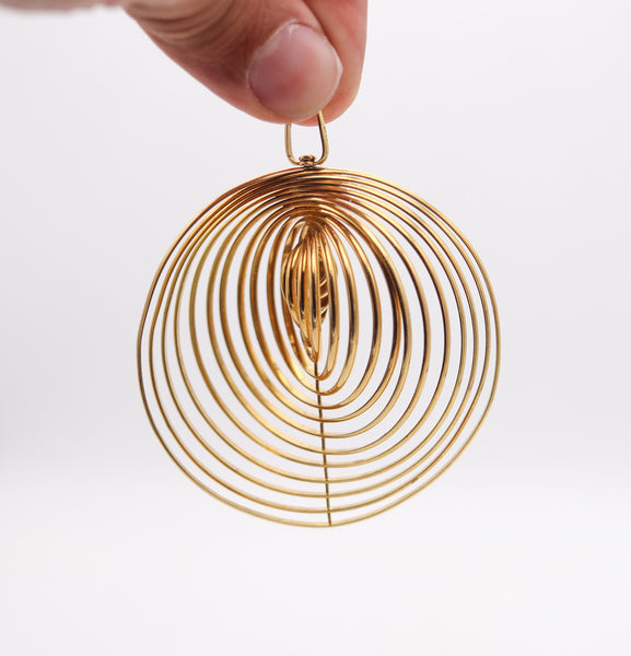 -Op-Art 1970 Modernist Pendant With Concentric Circles In Solid 18Kt Yellow Gold