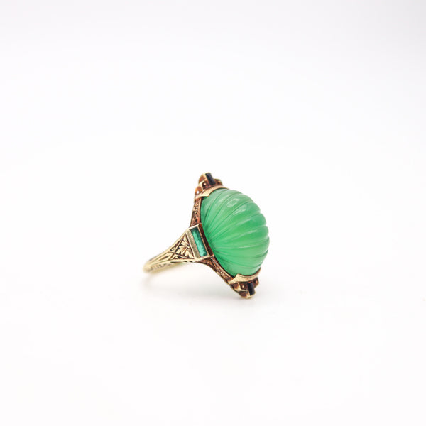ART-DECO 1920 Cocktail Ring In 18Kt Yellow Gold With Chrysoprase And Onyx