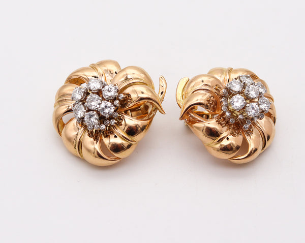 FRENCH 1970 Modernist Clips-On Earrings In 18Kt Gold With 4.24 Ctw Diamonds