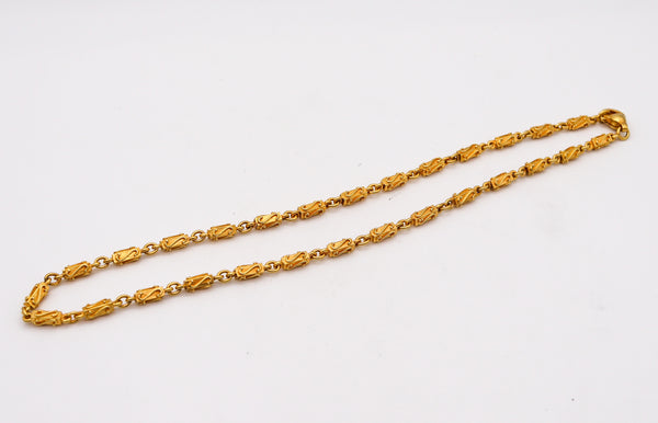 -Etruscan Revival Vintage Italian Chain Necklace in Solid 18Kt Yellow Gold
