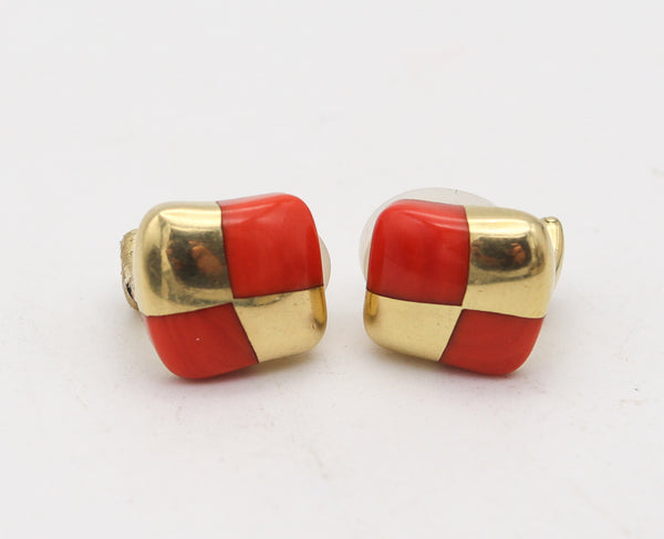 ANGELA CUMMINGS 1984 Modernist Clips On Earrings In 18Kt Gold With Corals