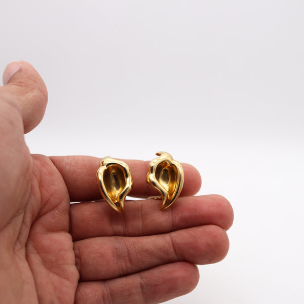 -Tiffany & Co. 1977 Elsa Peretti Lily Calla Flowers Earrings In 18Kt Yellow Gold