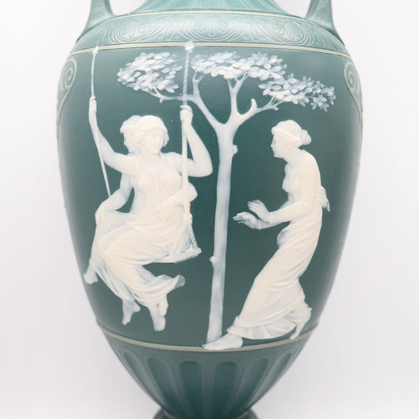 VILLEROY & BOCH METTLACH 1890 Phanolith Neo Classic Green Cameo Amphora