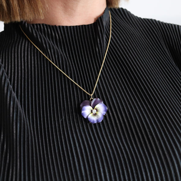-Hedges & Co. 1900 Enameled Pansy Pendant Brooch In 14Kt Gold With Diamond