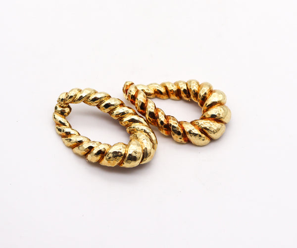 DAVID WEBB 1970 Hammered Hoops Clips-On Earrings In Solid 18Kt Yellow Gold