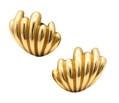 TIFFANY & CO. 1980 Modernist Scalloped Clips-On Earrings In 18Kt Yellow Gold