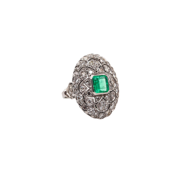 EDWARDIAN 1910 Cocktail Ring In Platinum With 3.97 Ctw Diamonds And Emerald