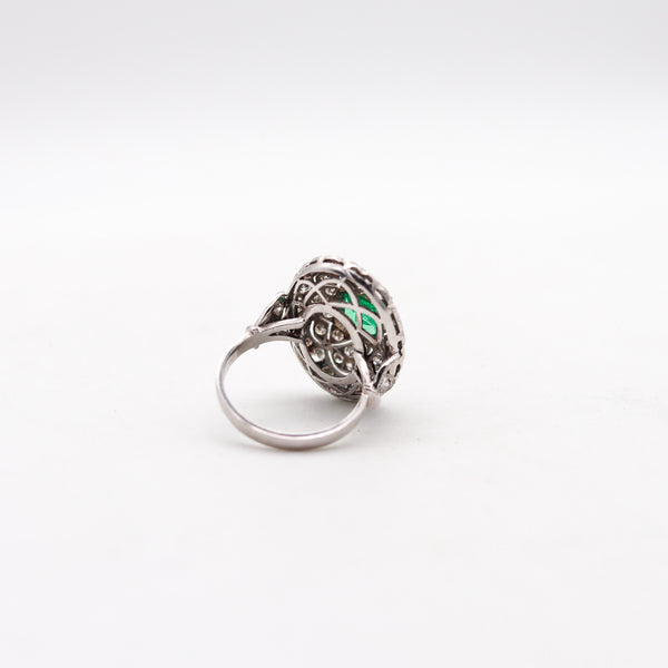 EDWARDIAN 1910 Cocktail Ring In Platinum With 3.97 Ctw Diamonds And Emerald