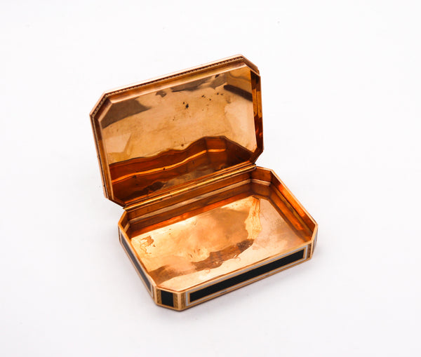 -Swiss 1825 Archimedes Enameled Snuff-Box In 18Kt Yellow Gold With Pearls