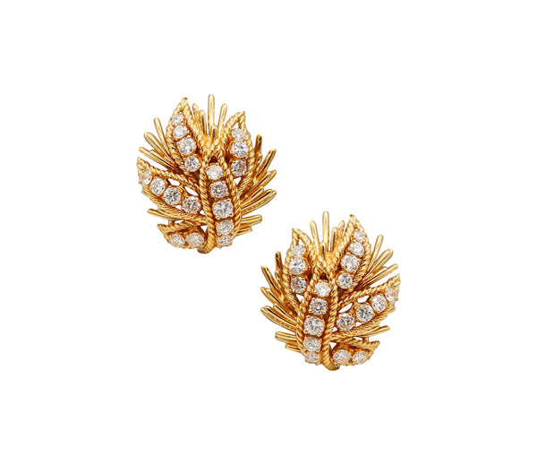 VERDURA 1960 Clips On Earrings In 18Kt Gold With 3.24 Ctw Diamonds