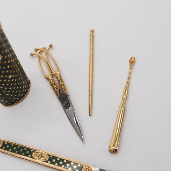 CARTIER Paris 1900 Edwardian Nécessaire Case In 18Kt Gold With Green Lacquer