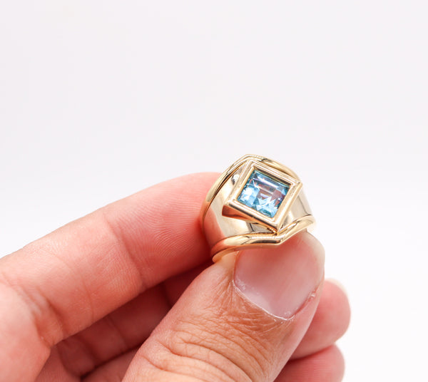 MARINA B. Modernist Alfa-Den Cocktail Ring In Solid 18Kt Gold With Blue Topaz