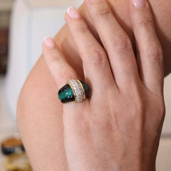 ITALIAN Modernist Chrysoprase & Onyx Ring Band In 18Kt Gold With 1.60 Cts Diamonds