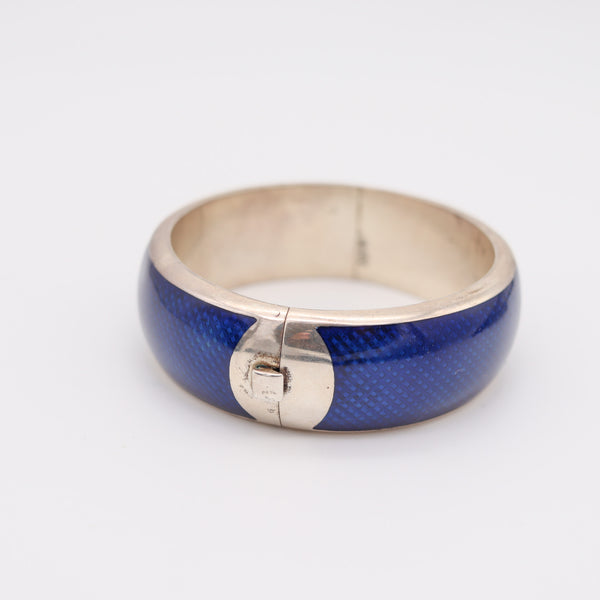 ITALIAN 1970 Modernist Guilloche "Blue" Enamel Bangle Bracelet In 925 Sterling Silver