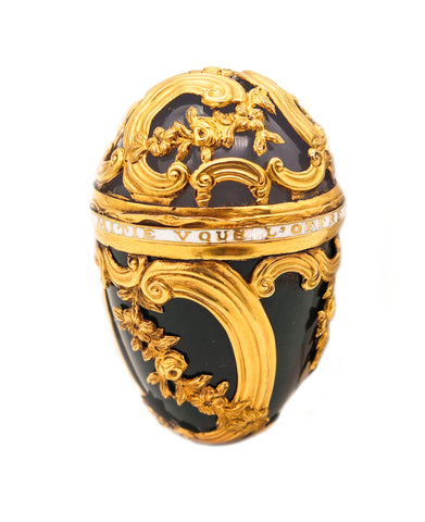 FRENCH 18th Century Baroque Egg Shaped Box In 18Kt Gold With Agate & Bloodstone