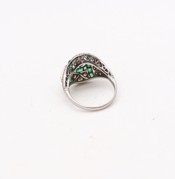 -Art Deco 1930 Cocktail Bombe Ring In Platinum With 3.19 Ctw Diamonds And Emeralds