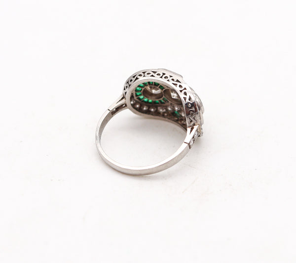 -Art Deco 1930 Three Stones Ring In Platinum With 3.67 Ctw Diamonds And Emeralds