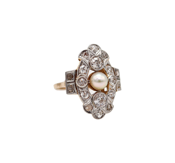 -Edwardian 1910 Natural pearl Ring In 18Kt Yellow Gold With 1.36 Ctw In Diamonds