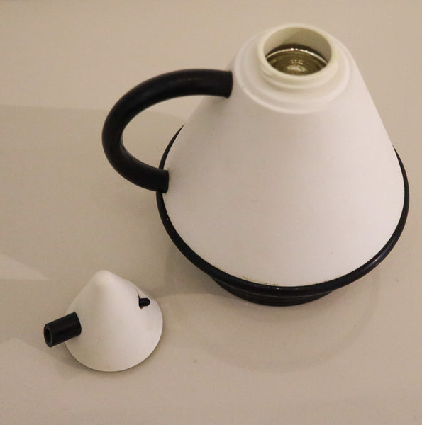 K. SHIGETO 1980 Memphis Design Modernist Zojirushi Coffee-Tea Pot Carafe In Plastic