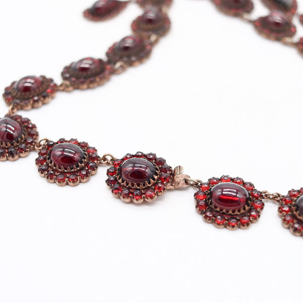 VICTORIAN Bohemian 1880 Gilt Festoon Necklace With 112.90 Ctw In Natural Garnets
