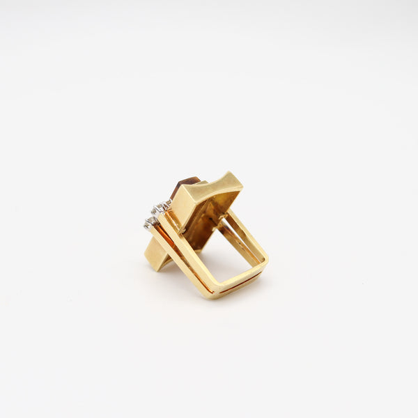 MODERNIST 1970 Geometric Cocktail Ring In 18Kt Gold With Diamonds & Tiger Eye