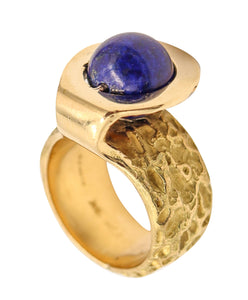CARTIER 1970 By Roger Lucas Orbital Sculptural Ring In 18Kt gold With Lapis Lazuli