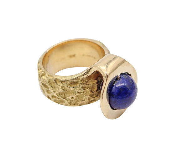 CARTIER 1970 By Roger Lucas Orbital Sculptural Ring In 18Kt gold With Lapis Lazuli