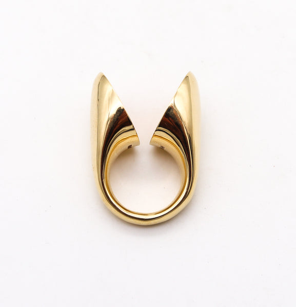 -Vram Minassian Modernist Sculptural Echo Ring In Polished 18Kt Yellow Gold