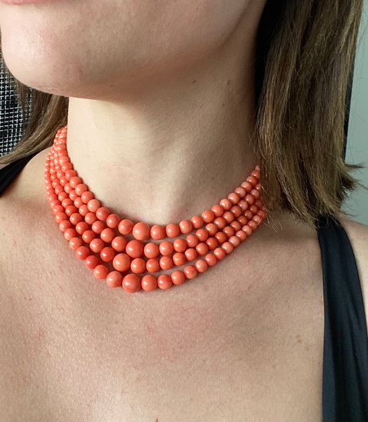 -Italian 1960 Four Strands Graduated Coral Necklace Mount In 18Kt Yellow Gold