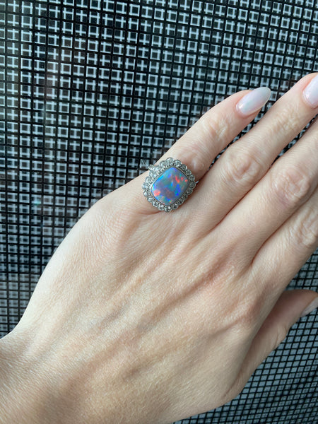 Art Deco 1930 Cocktail Ring In Platinum With 6.12 Cts Autralian Opal And Diamonds