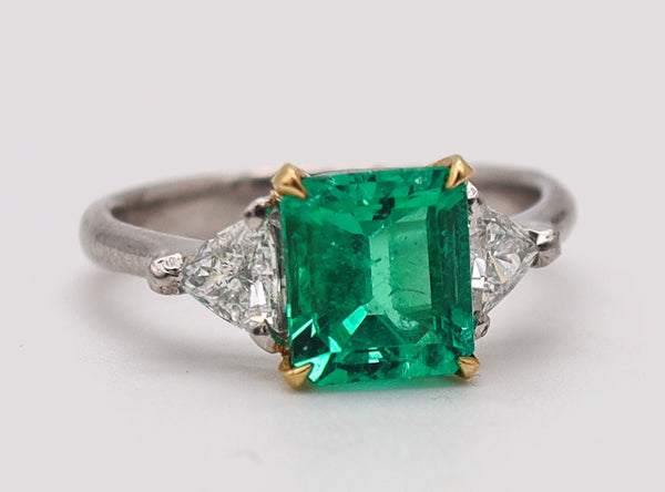 TIFFANY & CO. Ring In Platinum And 18Kt Gold With 2.13 Ctw Emerald & Diamonds