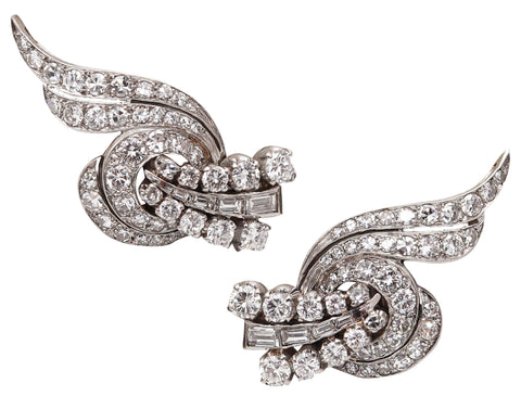 ART DECO 1930 Clips On Earrings In Platinum With 6.22 Ctw In Diamonds