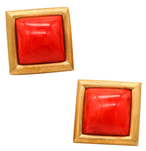 -European Classic Clips On Earrings In Solid 18Kt Yellow Gold And Cabochon Corals
