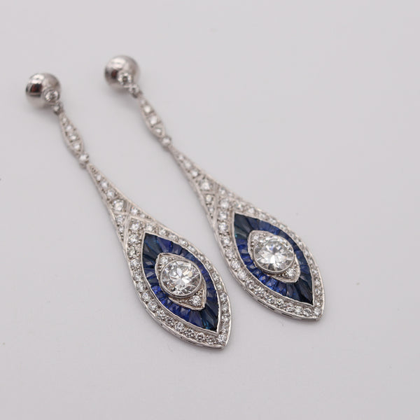 ART DECO 1930 Platinum Dangle earrings With 10.14 Ctw In Diamonds & Sapphires
