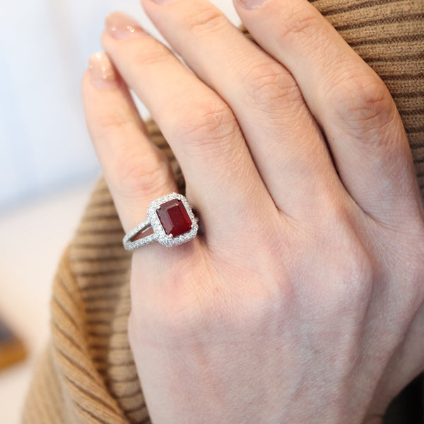 PLATINUM Classic Cocktail Ring With 4.84 Ctw In Vivid Red Ruby And VS Diamonds