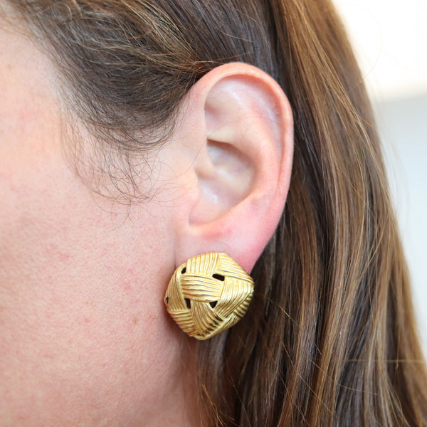 ANGELA CUMMINGS Vintage Clips-On Woven Earrings In Solid 18kT Yellow Gold